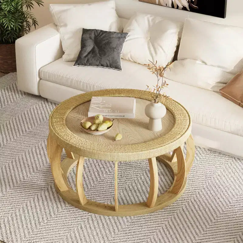 Table basse ronde de 80 cm, table d'appoint de style bohème, avec pieds incurvés en bois massif et plateau tissé en rotin