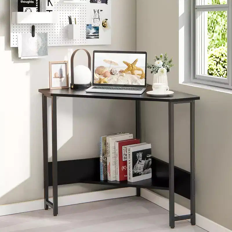 Bureau d'angle triangulaire pour ordinateur Bureau à domicile avec prises de courant Ports USB Noir/Rustique